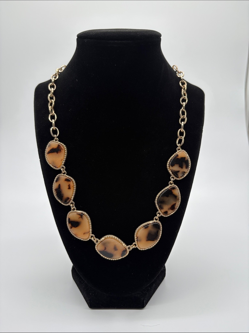Gold Tortoiseshell Link Necklace Women Jewelry Brown Black
